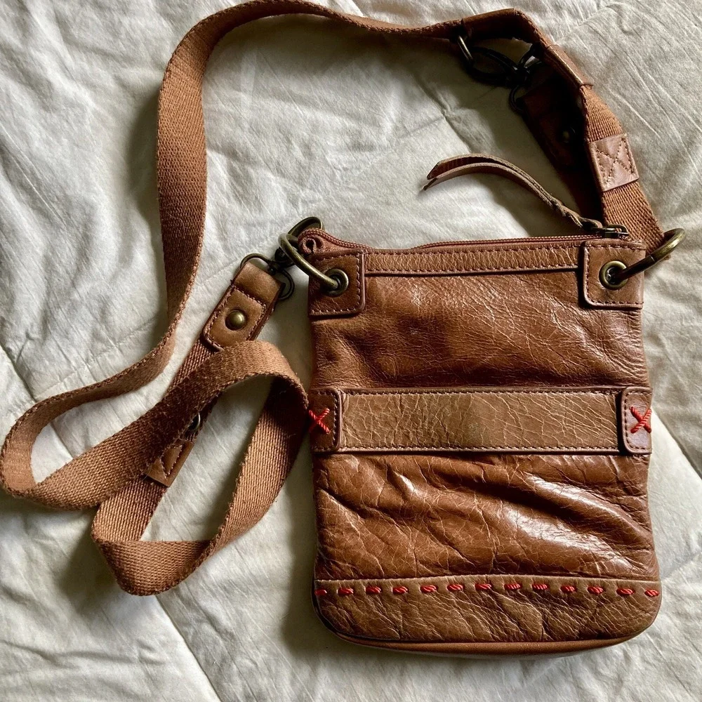 THE SAK Pax Leather Small Crossbody Purse Tribal Brown Convertible Strap Boho